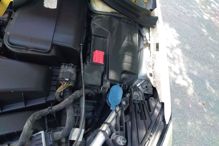 Used Mercedes-Benz B-Class 2017 B 200 Sport Edition Engine Bay Left