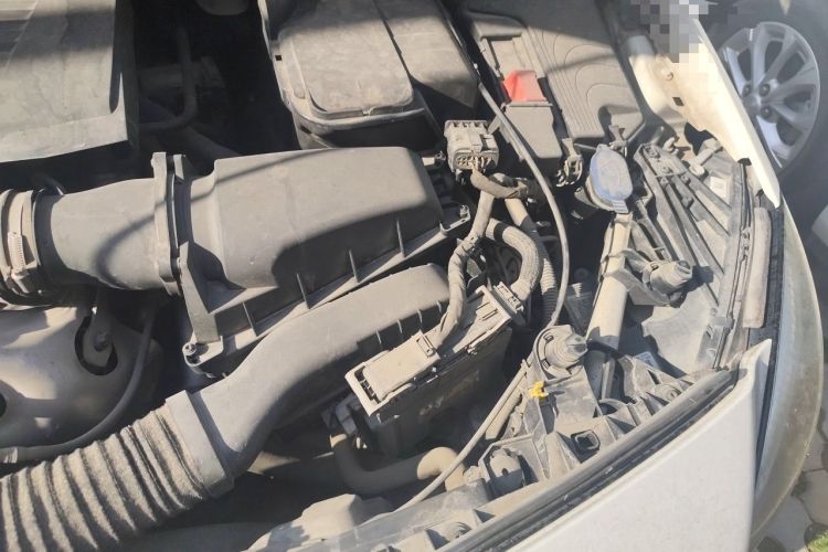 Used Mercedes-Benz B-Class 2017 B 200 Fashion Model Engine Bay Left