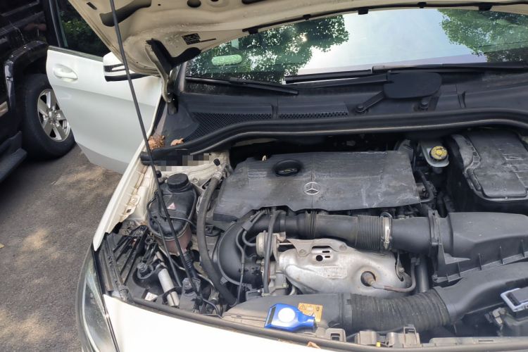 Used Mercedes-Benz B-Class 2017 B 200 Sport Edition Engine Bay Right