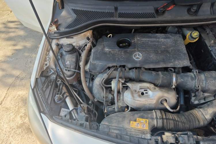 Used Mercedes-Benz B-Class 2017 B 200 Sport Edition Engine Bay Right