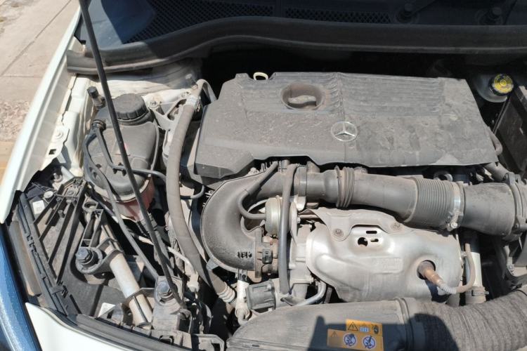 Used Mercedes-Benz B-Class 2017 B 200 Fashion Model Engine Bay Right