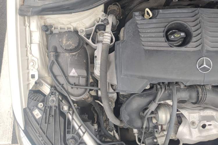 Used Mercedes-Benz B-Class 2017 B 200 Polar Limited Edition Engine Bay Right