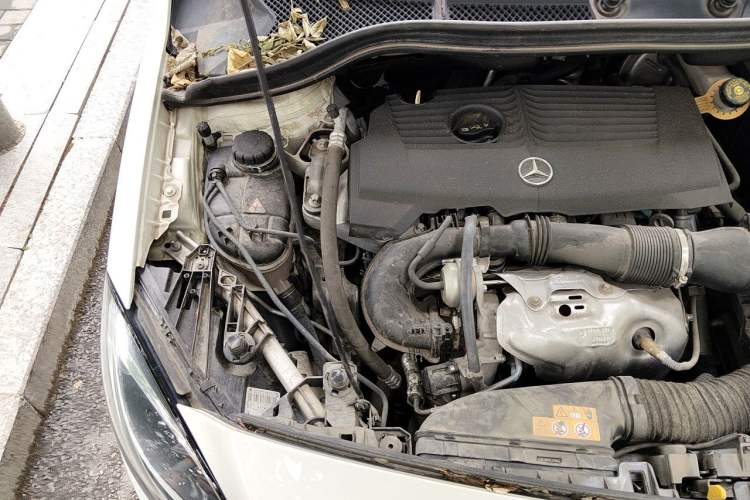 Used Mercedes-Benz B-Class 2017 B 200 Sport Edition Engine Bay Right