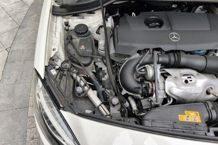Used Mercedes-Benz B-Class 2017 B 200 Fashion Model Engine Bay Right