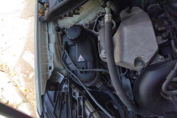 Used Mercedes-Benz B-Class 2017 B 200 Sport Edition Engine Bay Right