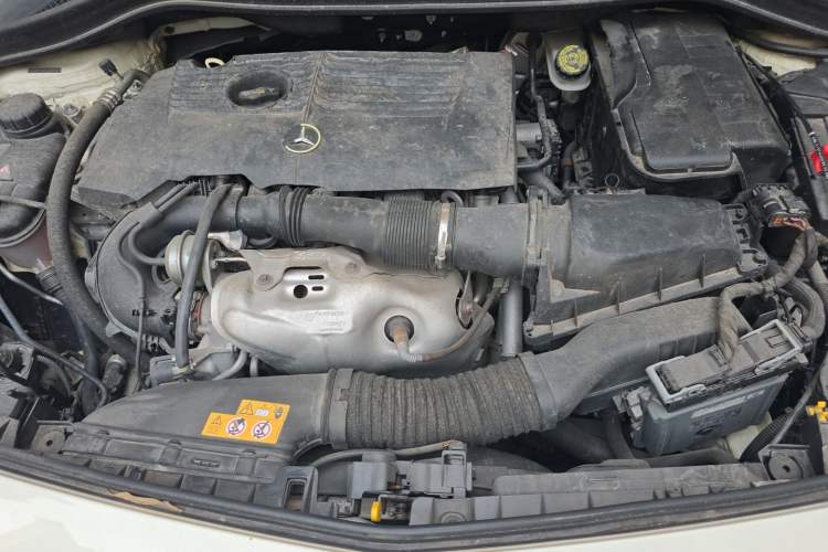 Used Mercedes-Benz B-Class 2017 B 200 Sport Edition Engine Bay