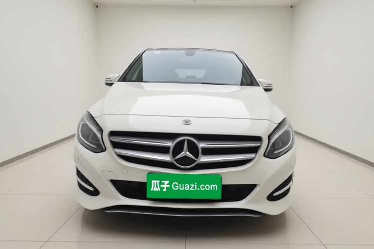Used Mercedes-Benz B-Class 2017 B 200 Fashion Model Exterior 1