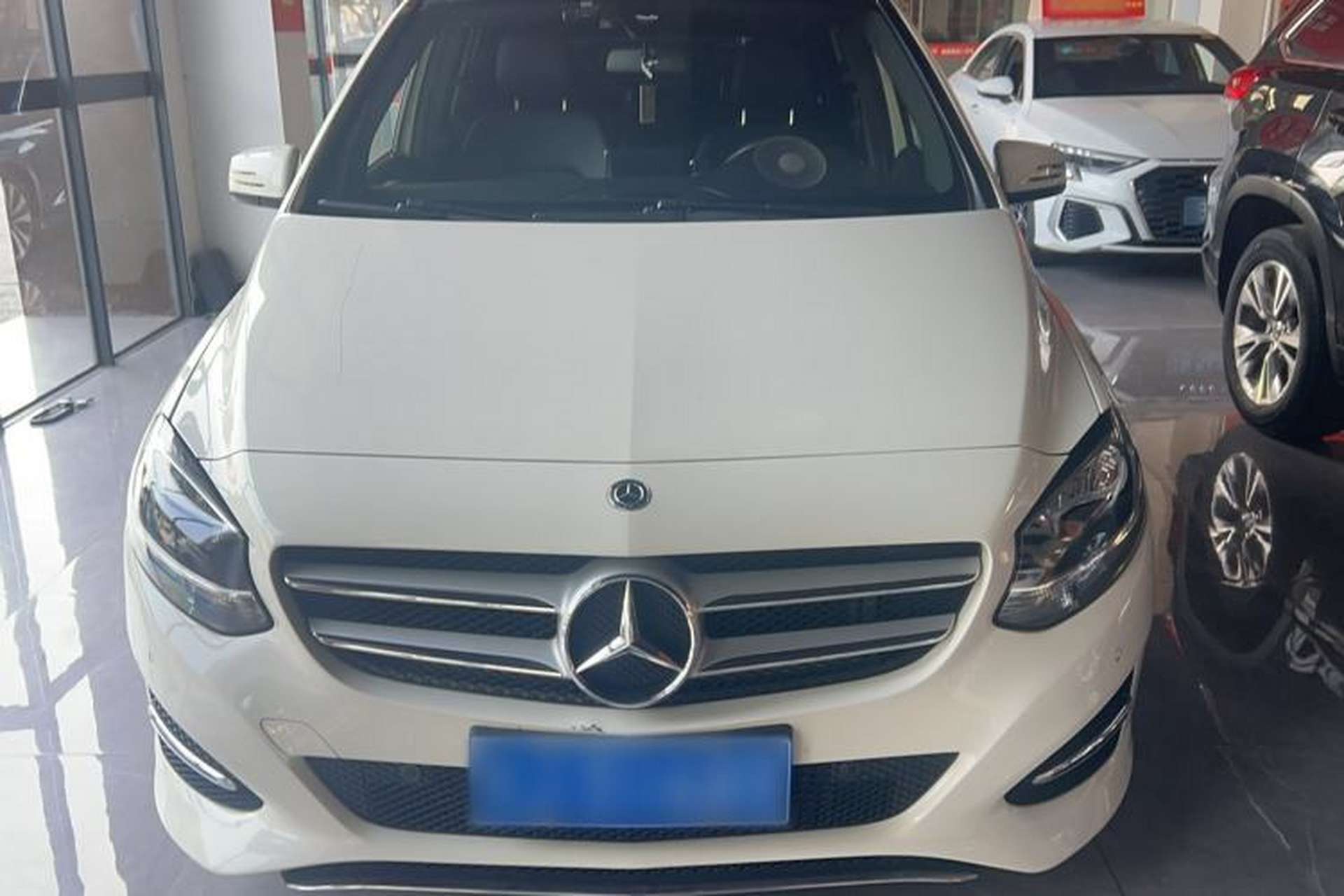 Used Mercedes-Benz B-Class 2017 B 200 Sport Edition Exterior 1