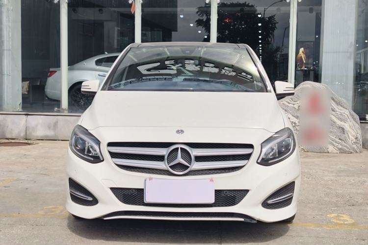 Used Mercedes-Benz B-Class 2017 B 200 Fashion Model Exterior 1