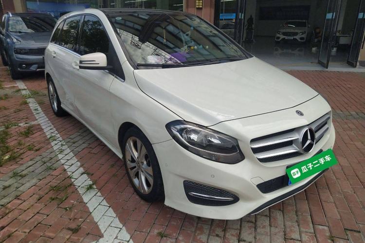 Used Mercedes-Benz B-Class 2017 B 200 Sport Edition Exterior 2