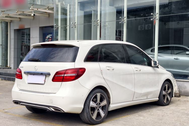 Used Mercedes-Benz B-Class 2017 B 200 Fashion Model Exterior 3