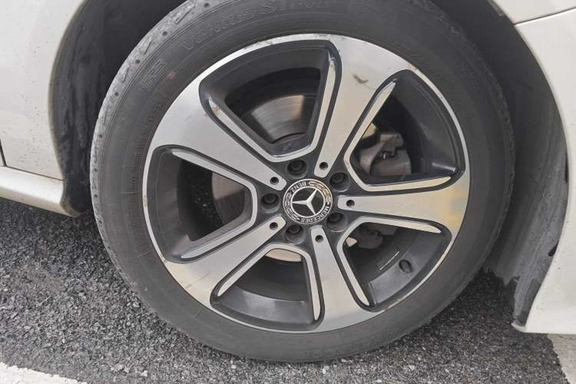 Used Mercedes-Benz B-Class 2017 B 200 Fashion Model Exterior 7