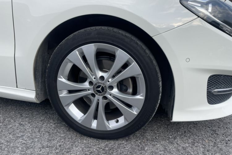 Used Mercedes-Benz B-Class 2017 B 200 Sport Edition Exterior 7