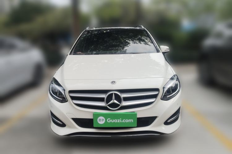 Used Mercedes-Benz B-Class 2017 B 200 Fashion Model Front
