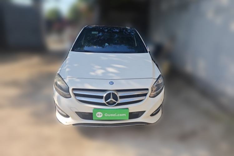 Used Mercedes-Benz B-Class 2017 B 200 Sport Edition Front