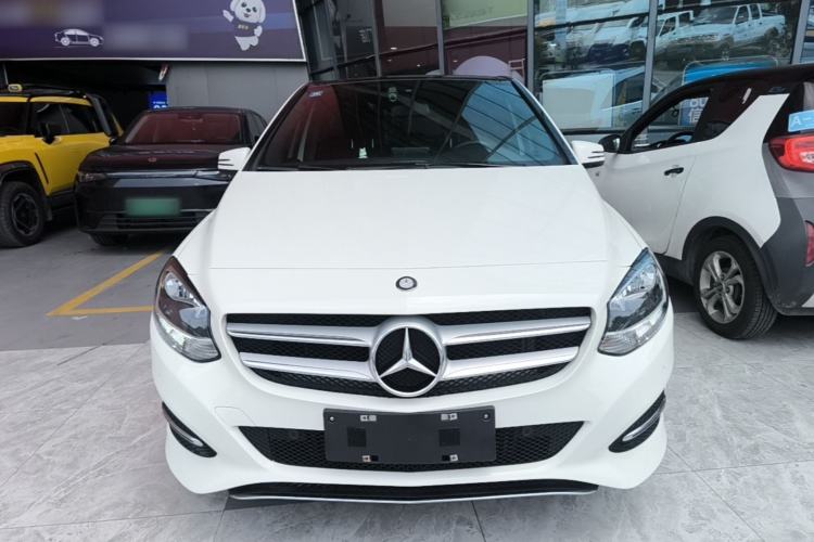 Used Mercedes-Benz B-Class 2017 B 200 Sport Edition Front