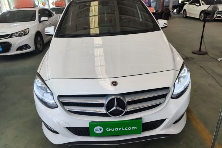 Used Mercedes-Benz B-Class 2017 B 200 Sport Edition Front