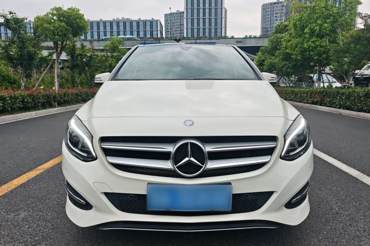 Used Mercedes-Benz B-Class 2017 B 200 Fashion Model Front