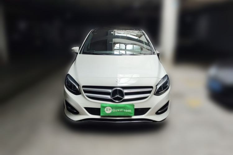 Used Mercedes-Benz B-Class 2017 B 200 Fashion Model Front