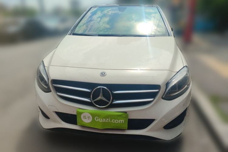 Used Mercedes-Benz B-Class 2017 B 200 Fashion Model Front