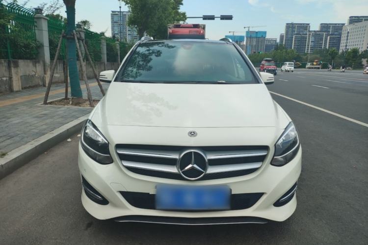 Used Mercedes-Benz B-Class 2017 B 200 Sport Edition Front