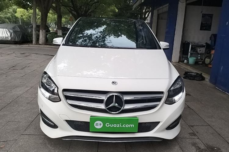 Used Mercedes-Benz B-Class 2017 B 200 Sport Edition Front