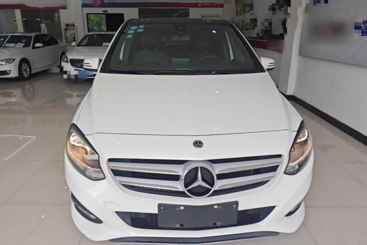 Used Mercedes-Benz B-Class 2017 B 200 Sport Edition Front