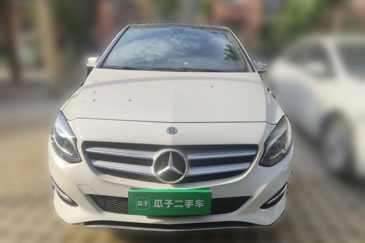 Used Mercedes-Benz B-Class 2017 B 200 Fashion Model Front
