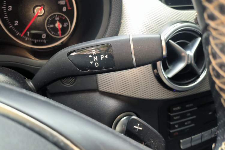 Used Mercedes-Benz B-Class 2017 B 200 Sport Edition Gear Lever