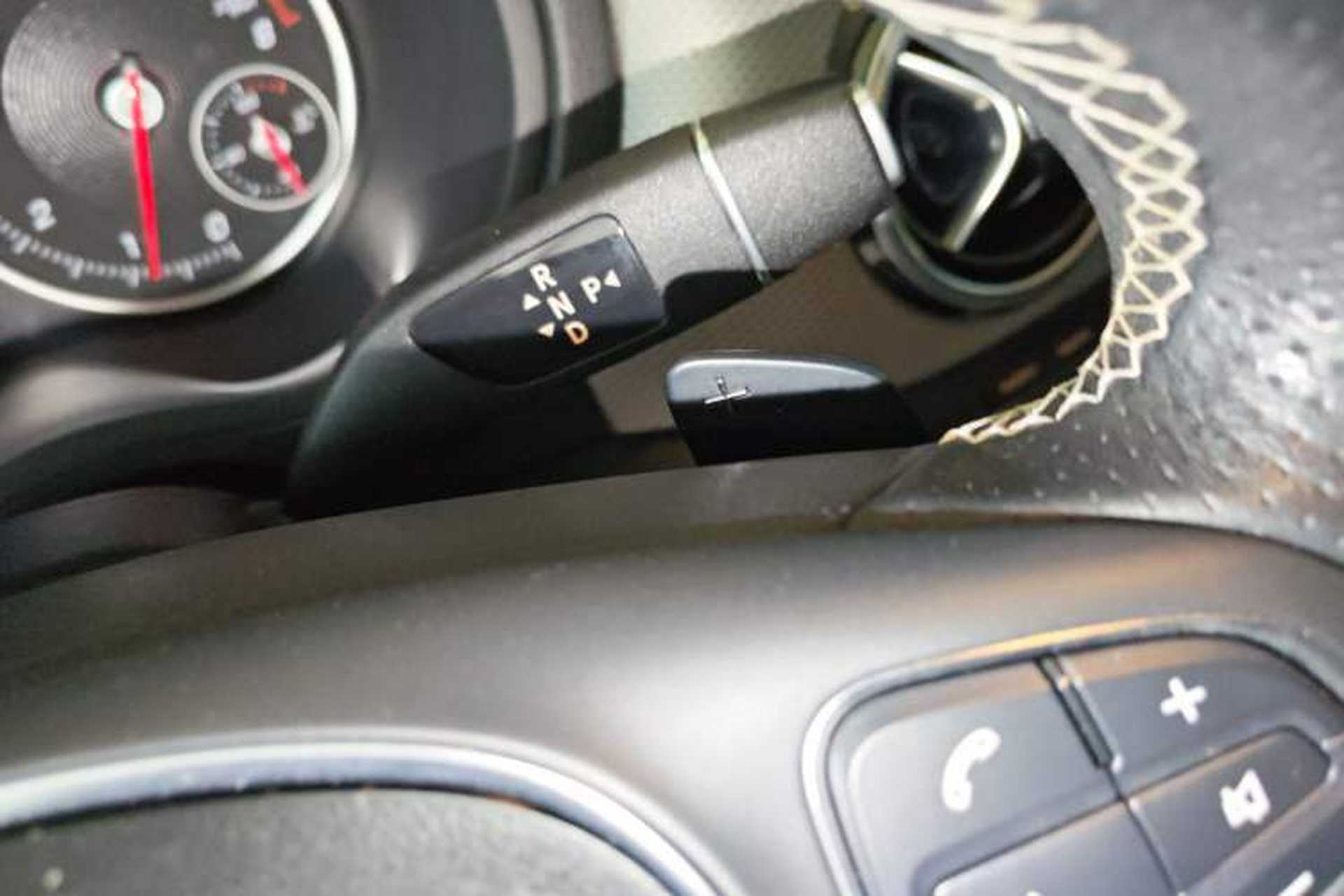 Used Mercedes-Benz B-Class 2017 B 200 Sport Edition Gear Lever
