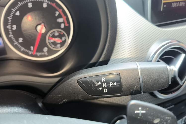 Used Mercedes-Benz B-Class 2017 B 200 Sport Edition Gear Lever