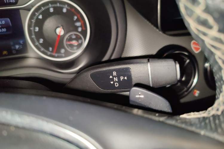 Used Mercedes-Benz B-Class 2017 B 200 Fashion Model Gear Lever