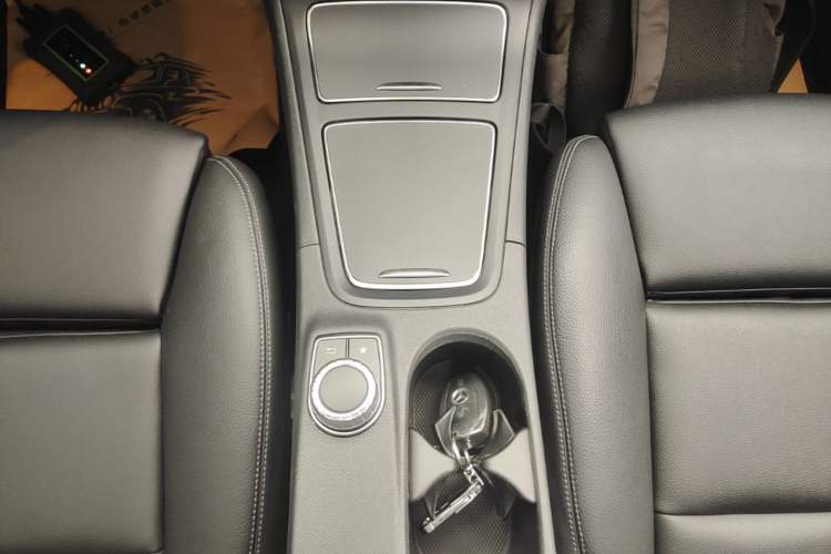 Used Mercedes-Benz B-Class 2017 B 200 Fashion Model Gear Lever