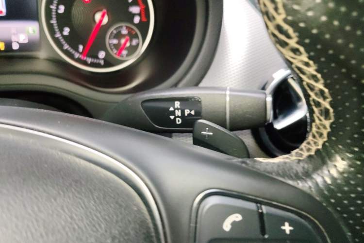 Used Mercedes-Benz B-Class 2017 B 200 Fashion Model Gear Lever