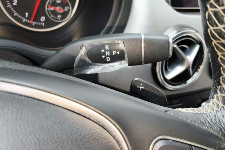 Used Mercedes-Benz B-Class 2017 B 200 Fashion Model Gear Lever