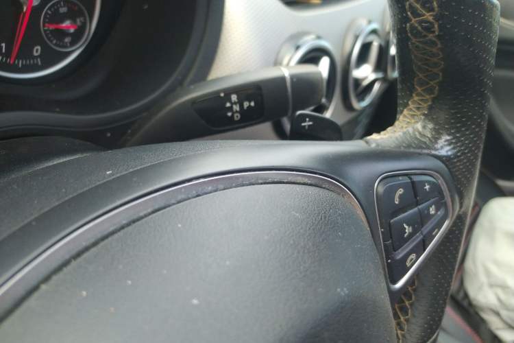 Used Mercedes-Benz B-Class 2017 B 200 Sport Edition Gear Lever