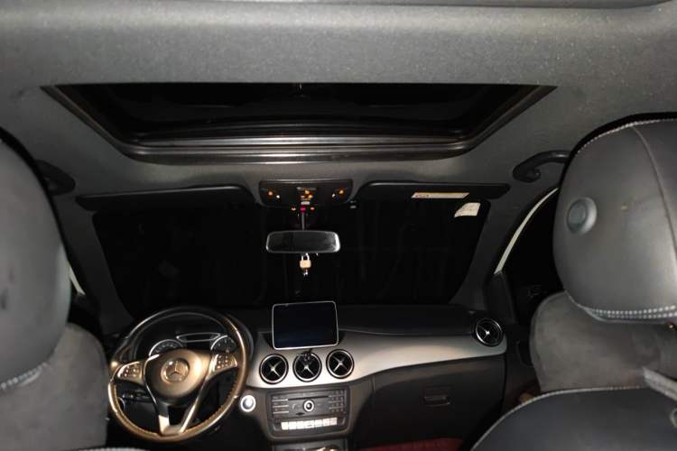 Used Mercedes-Benz B-Class 2017 B 200 Sport Edition Headliner