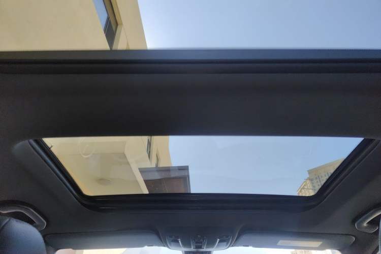Used Mercedes-Benz B-Class 2017 B 200 Sport Edition Headliner