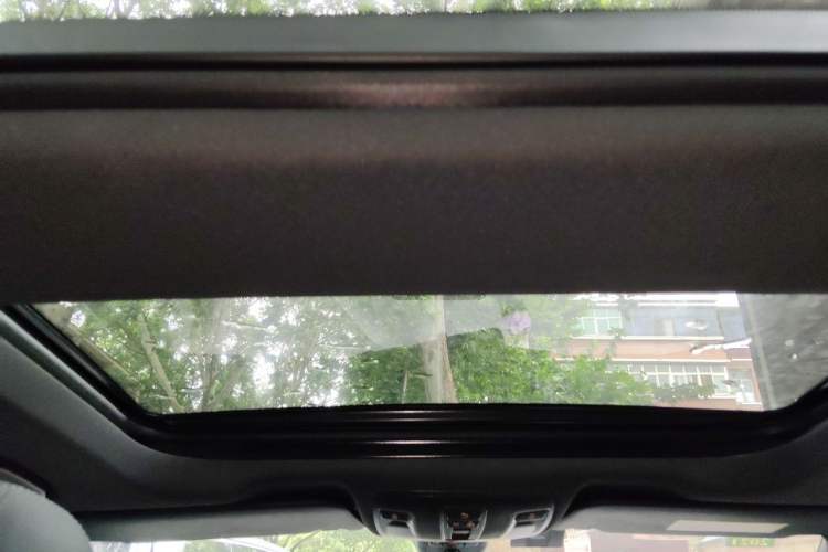 Used Mercedes-Benz B-Class 2017 B 200 Sport Edition Headliner