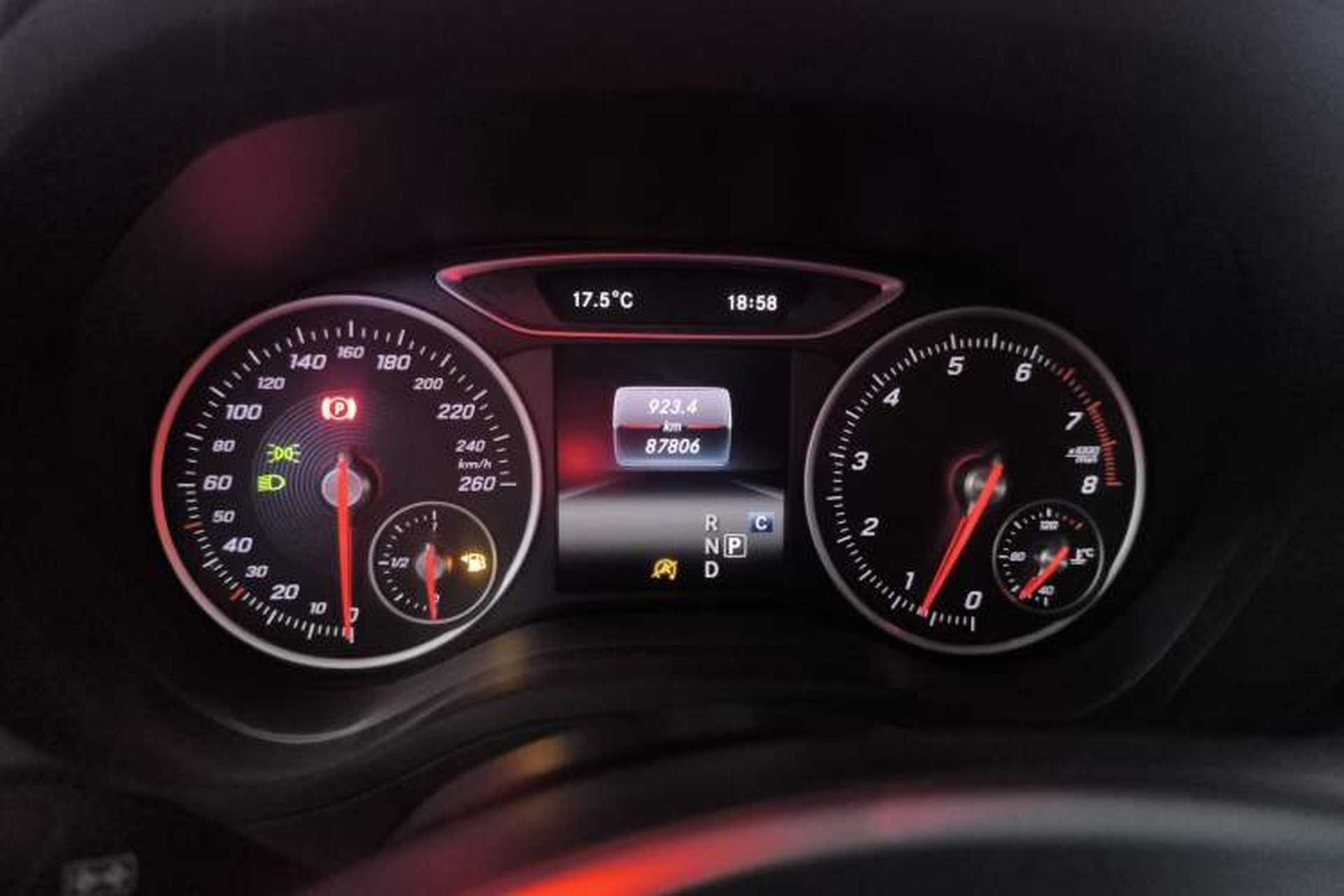 Used Mercedes-Benz B-Class 2017 B 200 Fashion Model Instrument Cluster