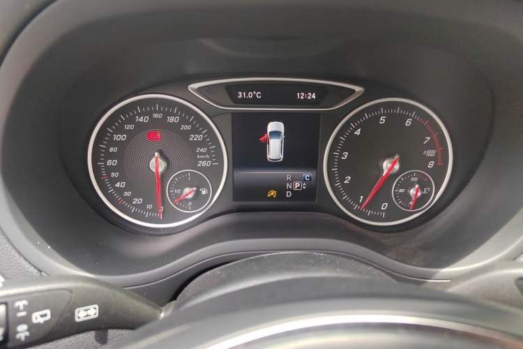 Used Mercedes-Benz B-Class 2017 B 200 Fashion Model Instrument Cluster