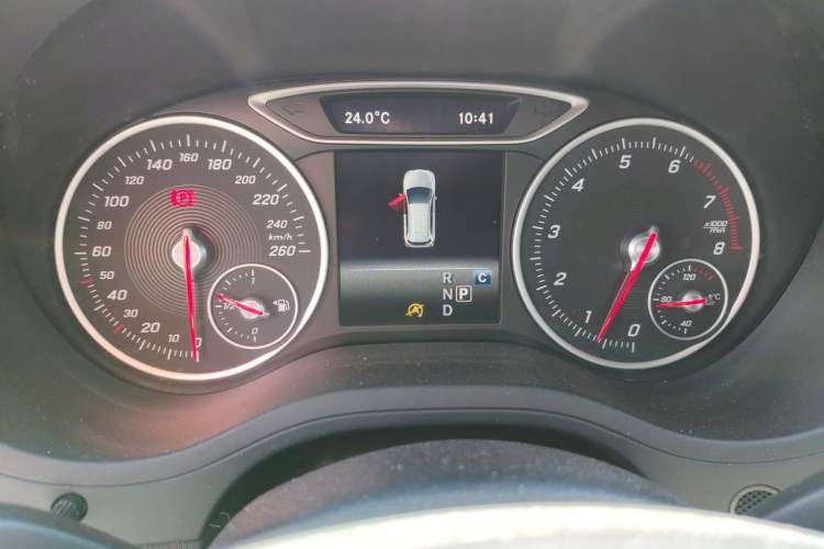 Used Mercedes-Benz B-Class 2017 B 200 Sport Edition Instrument Cluster
