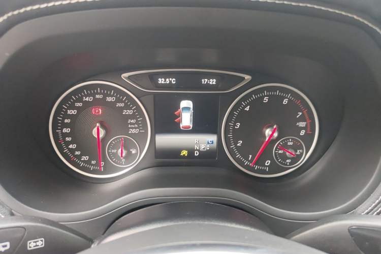 Used Mercedes-Benz B-Class 2017 B 200 Polar Limited Edition Instrument Cluster