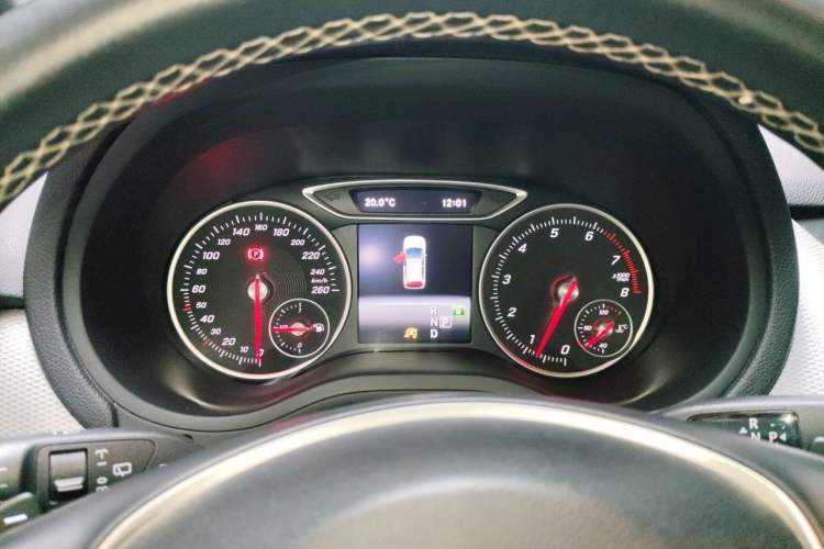 Used Mercedes-Benz B-Class 2017 B 200 Fashion Model Instrument Cluster