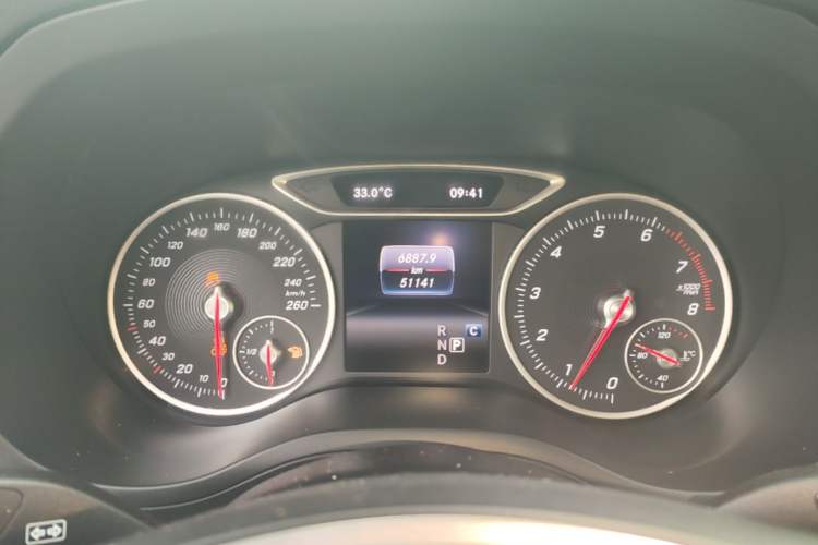Used Mercedes-Benz B-Class 2017 B 200 Sport Edition Instrument Cluster