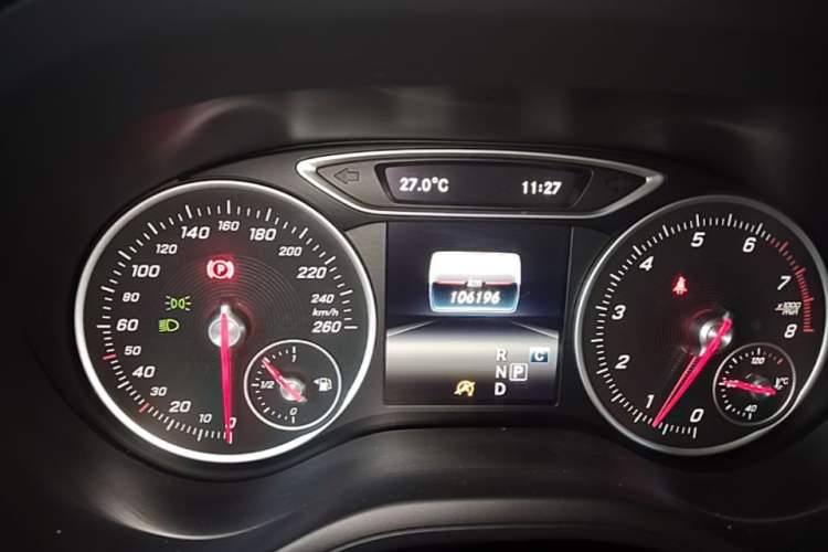 Used Mercedes-Benz B-Class 2017 B 200 Fashion Model Instrument Cluster