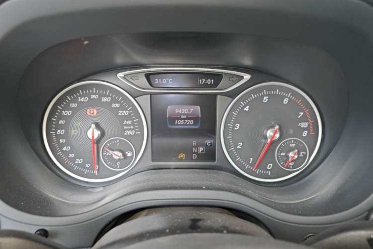 Used Mercedes-Benz B-Class 2017 B 200 Fashion Model Instrument Cluster