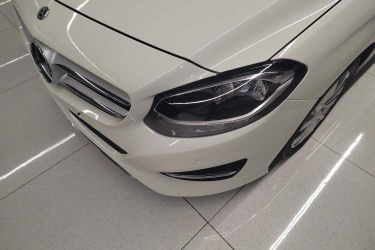 Used Mercedes-Benz B-Class 2017 B 180 Left Front Headlight