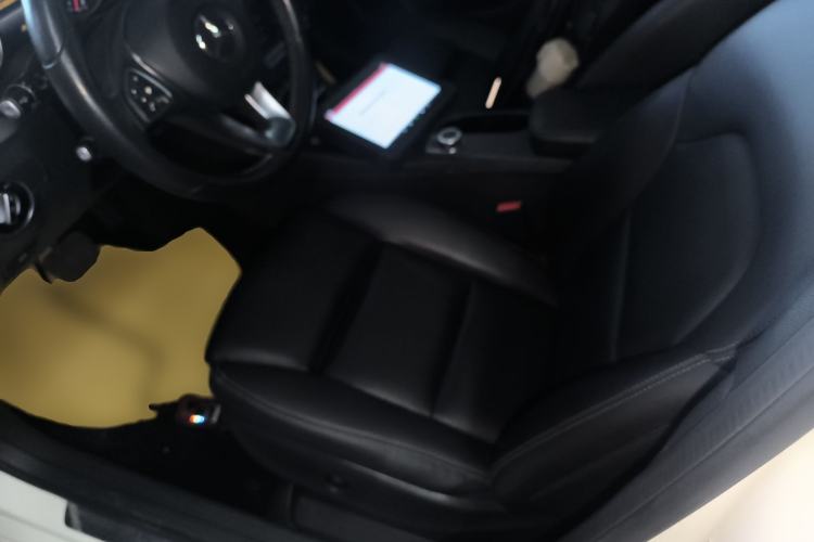 Used Mercedes-Benz B-Class 2017 B 200 Fashion Model Left Front Seat