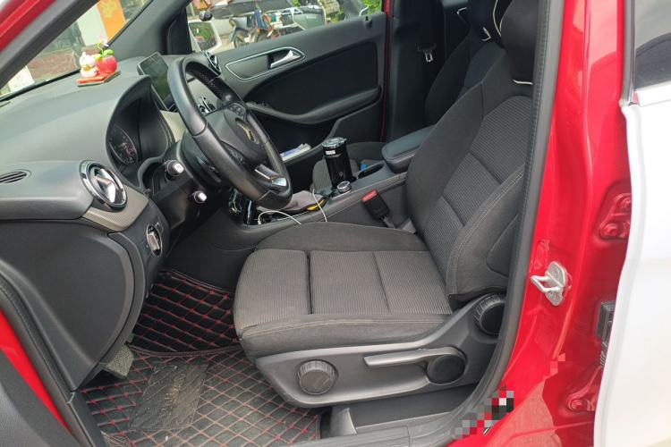 Used Mercedes-Benz B-Class 2017 B 180 Left Front Seat